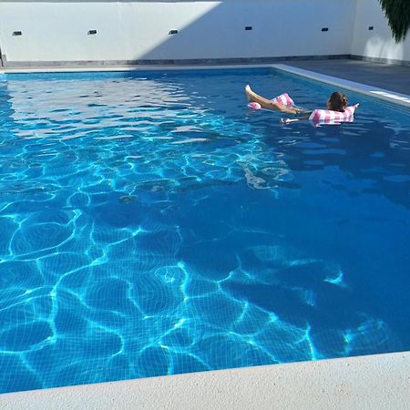 Villa Barbara & Zoran With Free Parking And Heated Swimming Pool Seget Vranjica Buitenkant foto
