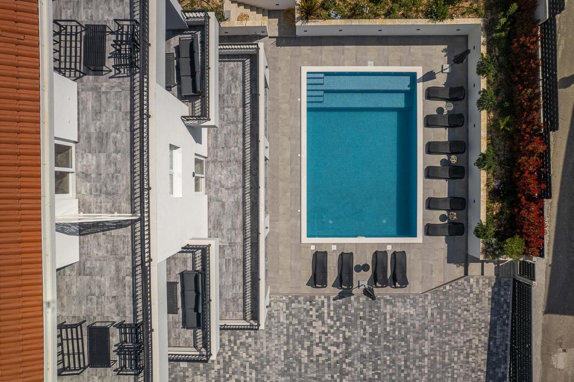 Villa Barbara & Zoran With Free Parking And Heated Swimming Pool Seget Vranjica Buitenkant foto